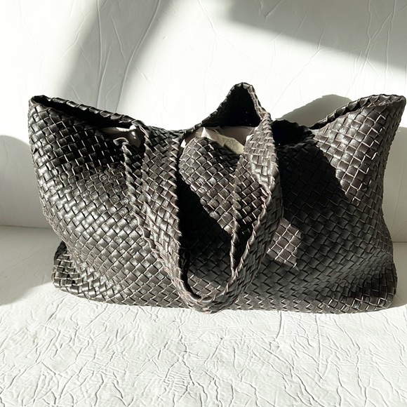 Ultra Soft Genuine Leather Large Tote - Picture 3 of 16